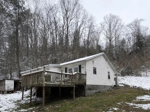 199 Newton Pl, Arnett, WV 25007