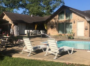 808 Ates Rd, Pineville, LA 71360