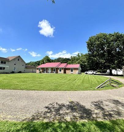 5th image of 2518 Mistletoe Ln