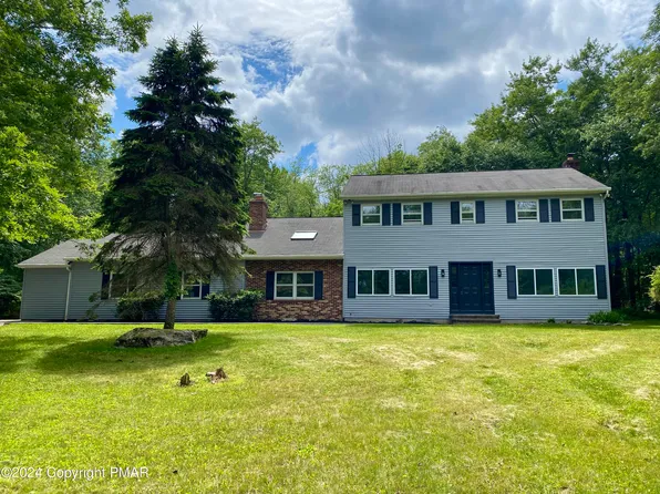 111 Quail Way, Cresco, PA 18326