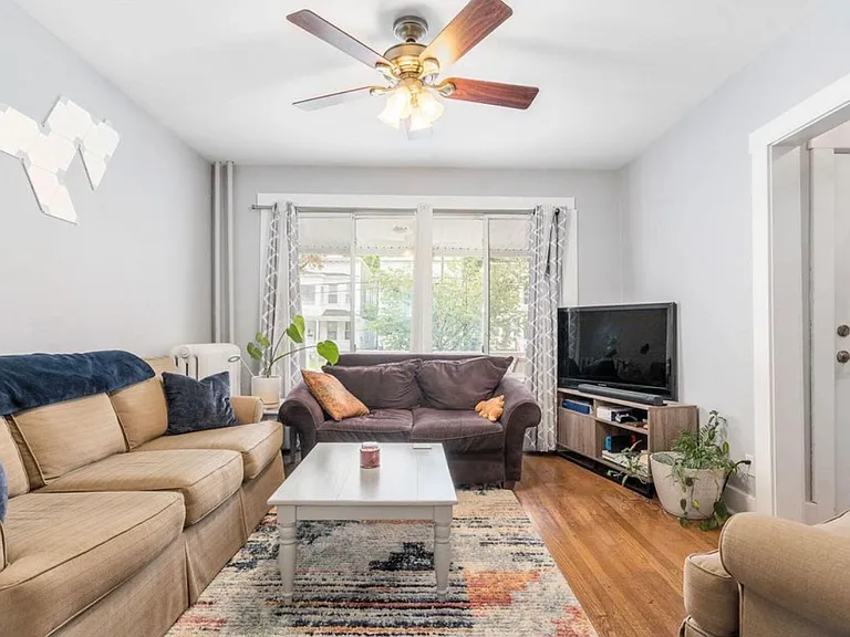 115 Woodlawn Ave #1 — Photo 2