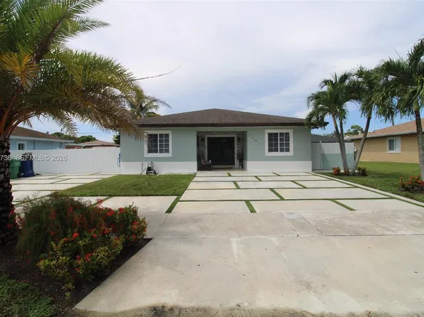 3481 NW 212th St, Miami Gardens, FL 33056