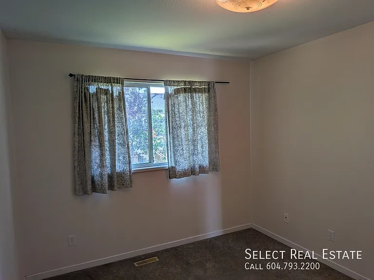 31033 Upper Maclure Rd — Photo 39