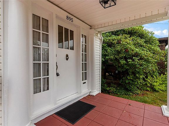 5th image of 895 Alcoma St