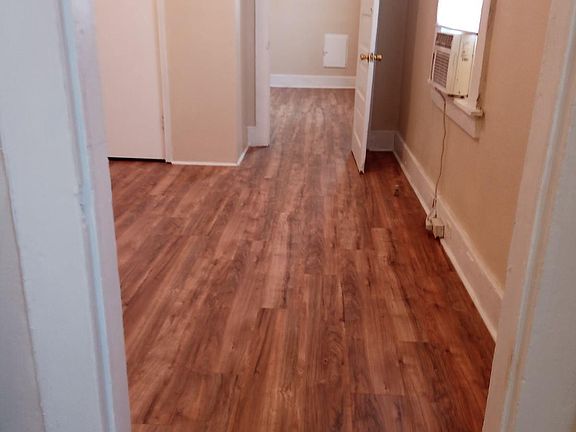 5th image of 8116-18 Forshey St
