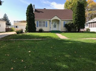 306 K St, Neligh, NE 68756