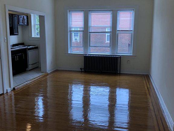 2nd image of 40 Lenox Ave APT 407