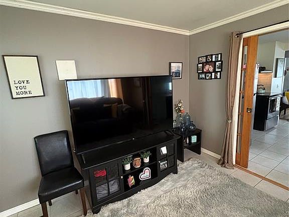 4th image of 3203 Byng Rd