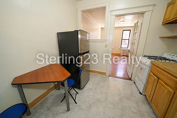 Rented by Sterling Realty Solution Inc | media 6