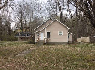 7729 River Rd, Townsend, TN 37882