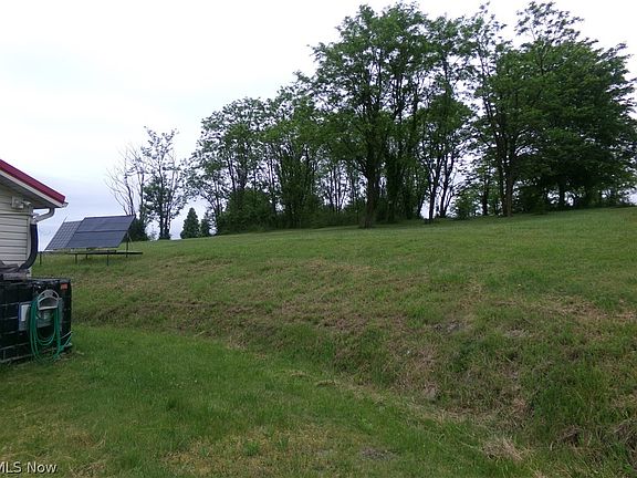 4th image of 16032 Township Road 118