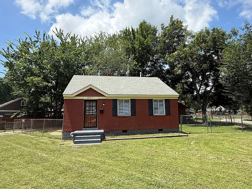 2059 Brighton Rd