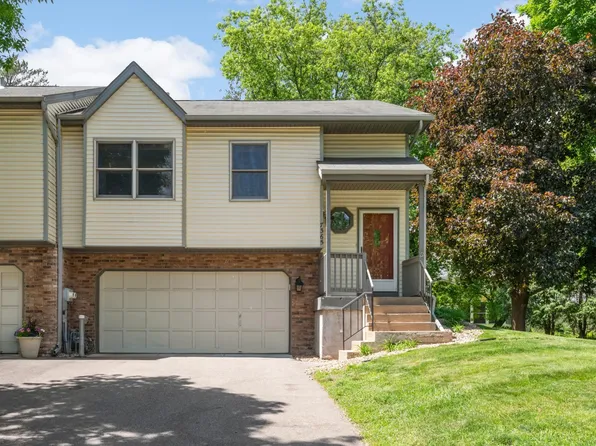 7365 Bren Ln, Eden Prairie, MN 55346