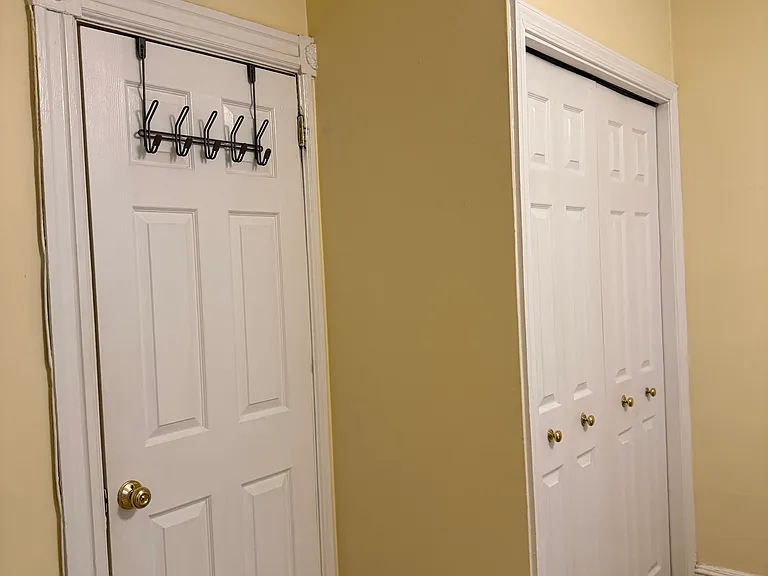 1305 Potomac St NW #102 — Photo 4