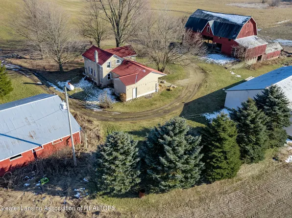 3314 S Watson Rd, Saint Johns, MI 48879