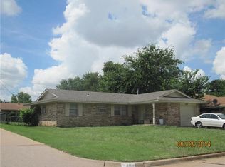 9404 NE Sherwell Dr, Midwest City, OK 73130