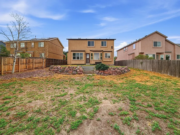 5644 Mountain Garland Dr — Photo 35
