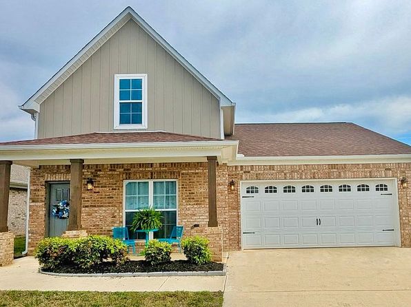 15695 Landview Ln