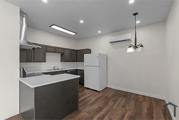 524 N 7th St — Photo 7