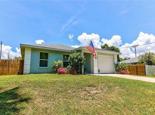 1407 32nd St, Sarasota, FL 34234