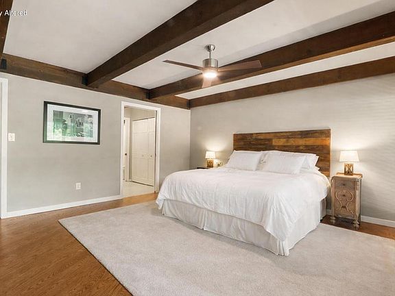 5th image of 910 Windsor COURT #KK1