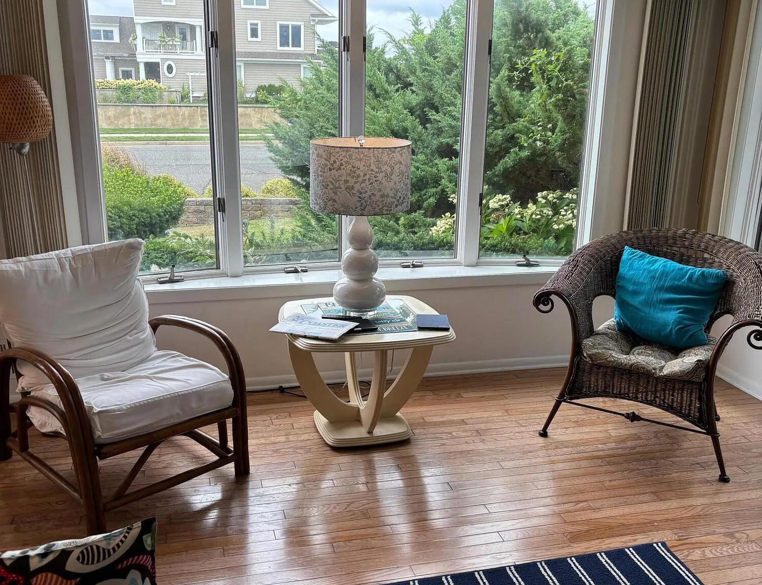 3 bed, 2.5 bath, 2328 sqft, $6,000 — Photo 4