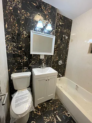 Rented by NY Living Solutions | media 21