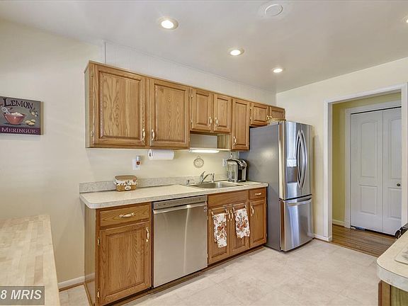5th image of 14204 Chadwick Ln