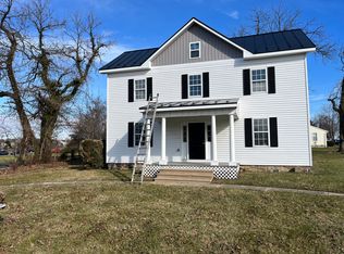 9 E Broad Way #A, Lovettsville, VA