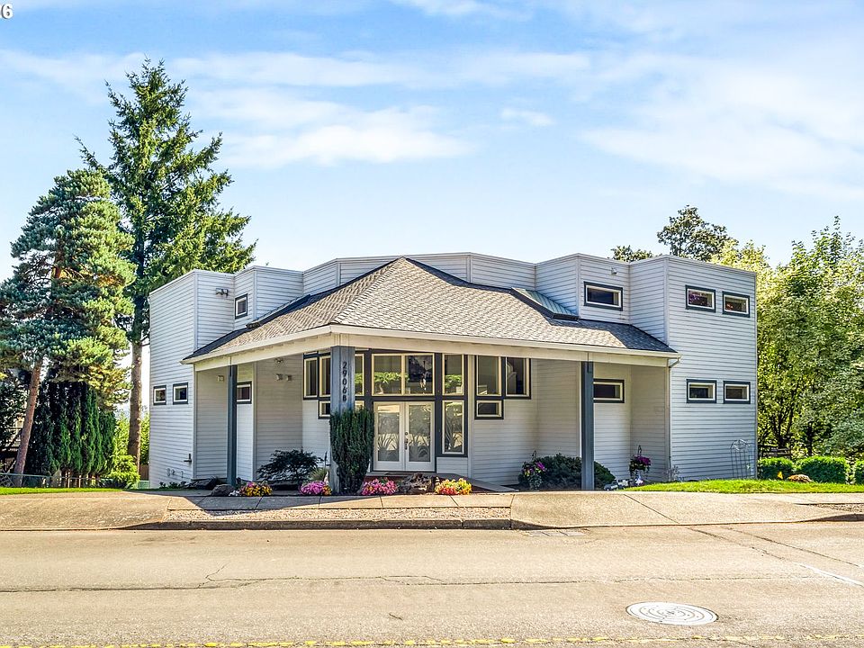1st image of 2906 Carriage Way #B
