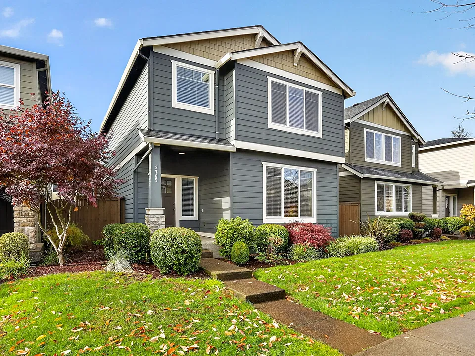 3765 SE McKenzie Ave