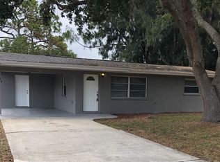 560 Yale Rd, Venice, FL 34293