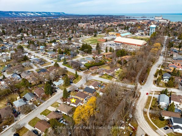 9 Sproule Ave, Collingwood, ON L9Y 4K8