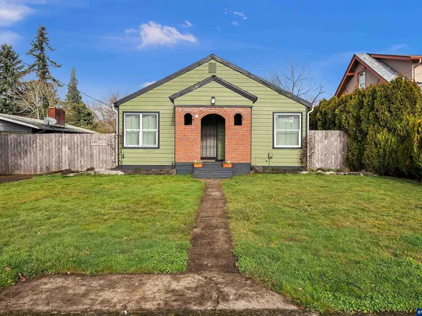 605 Hickory St NE, Salem, OR 97301