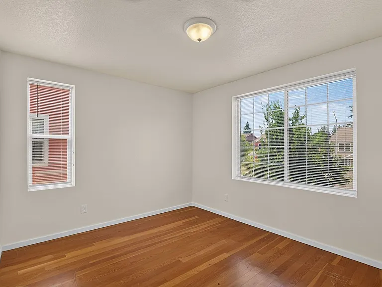 2038 SE 171st Ave — Photo 14