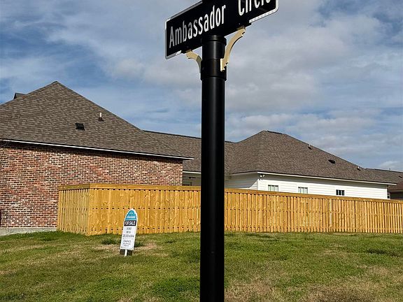 4th image of 4095 Ambassador Cir