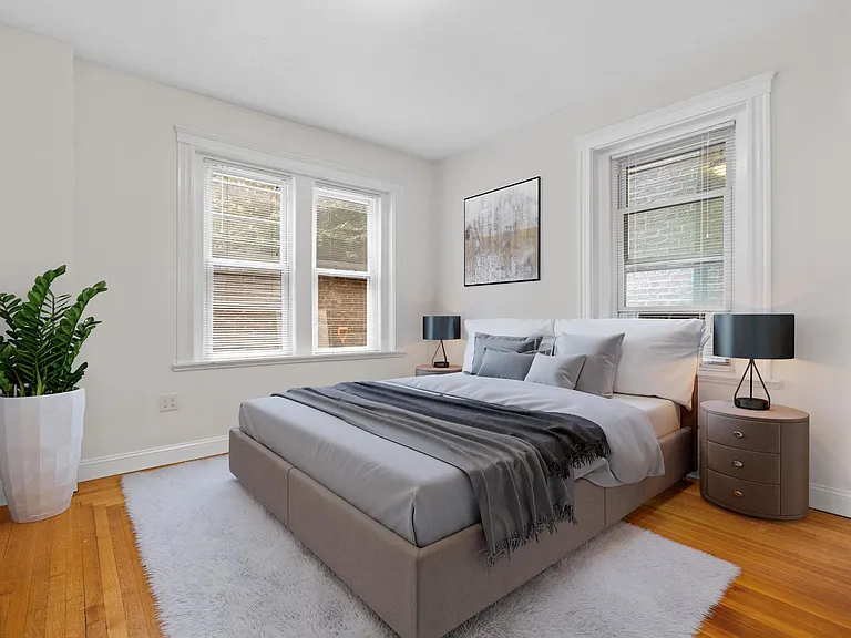 16 Devens St #1 — Photo 3