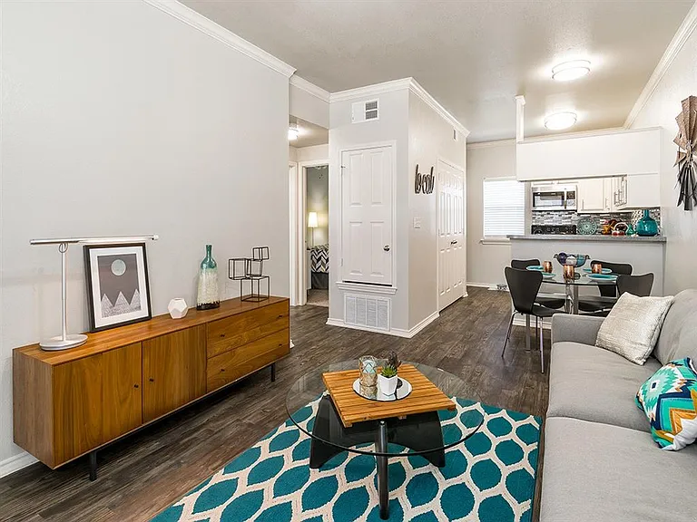 Residences at Holly Oaks — Photo 6