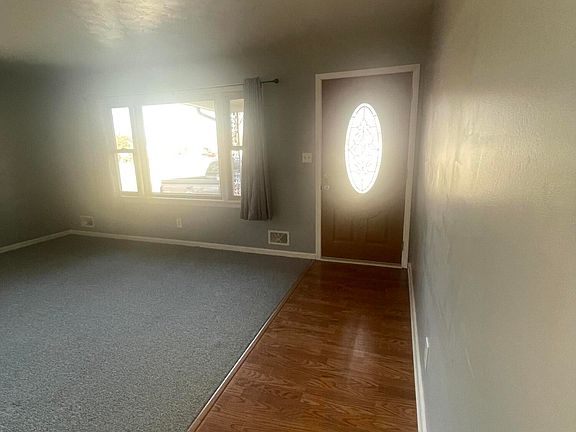 3rd image of 7510 Norwich Blvd