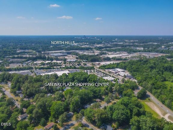3rd image of 524 Barksdale Dr Lot 9