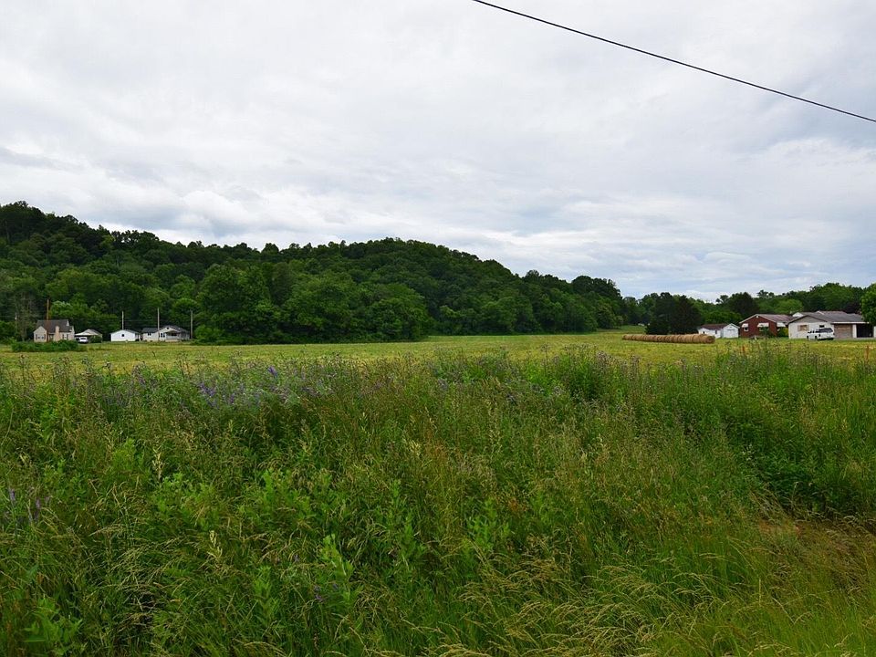 2nd image of 2620 S River Rd