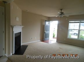 4th image of 164 Collinwood Dr