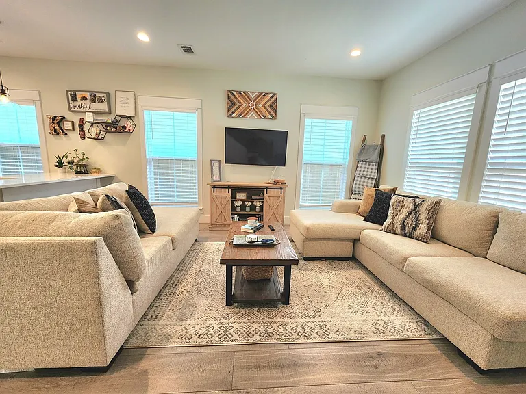 6219 Forest Pines Dr — Photo 6