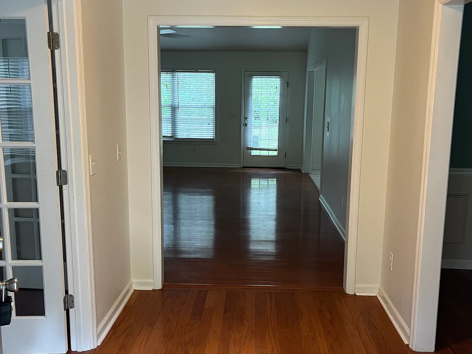4 bed, 2236 sqft, $3,100 — Photo 3