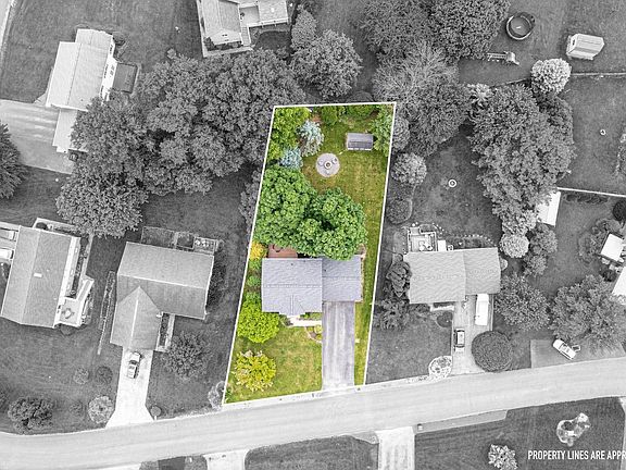 4th image of 685 Greenfield Dr