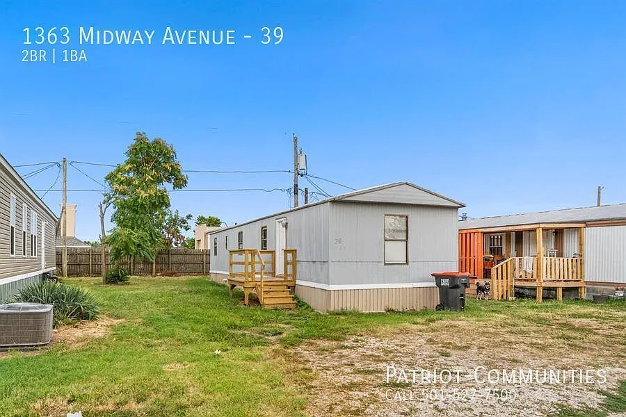 1363 Midway Ave #39