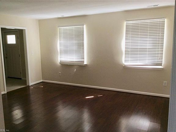 3rd image of 2068 Susan Lee Ln