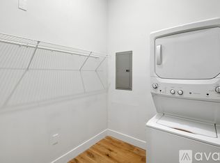 1822 N Front St #1R, Philadelphia, PA 19122
