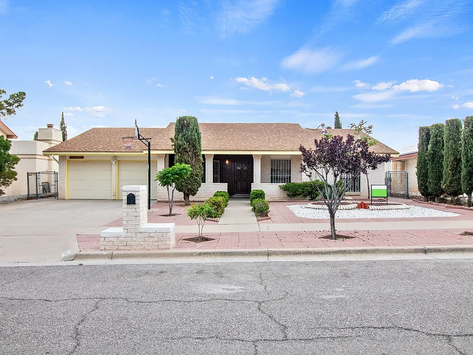 11625 Cedar Crest Dr