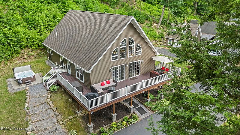 2nd image of 746 E River Drive